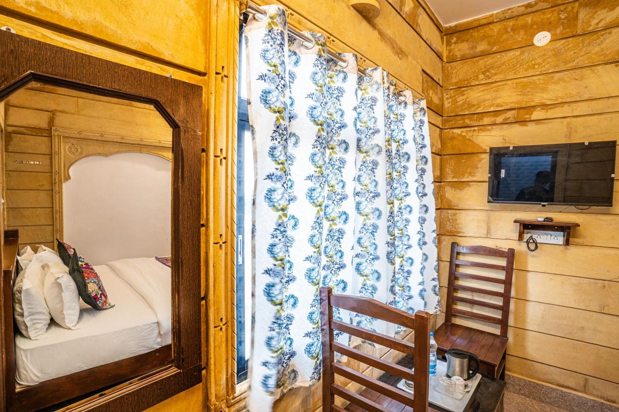 Relax Inn Dzsaiszalmer Kültér fotó